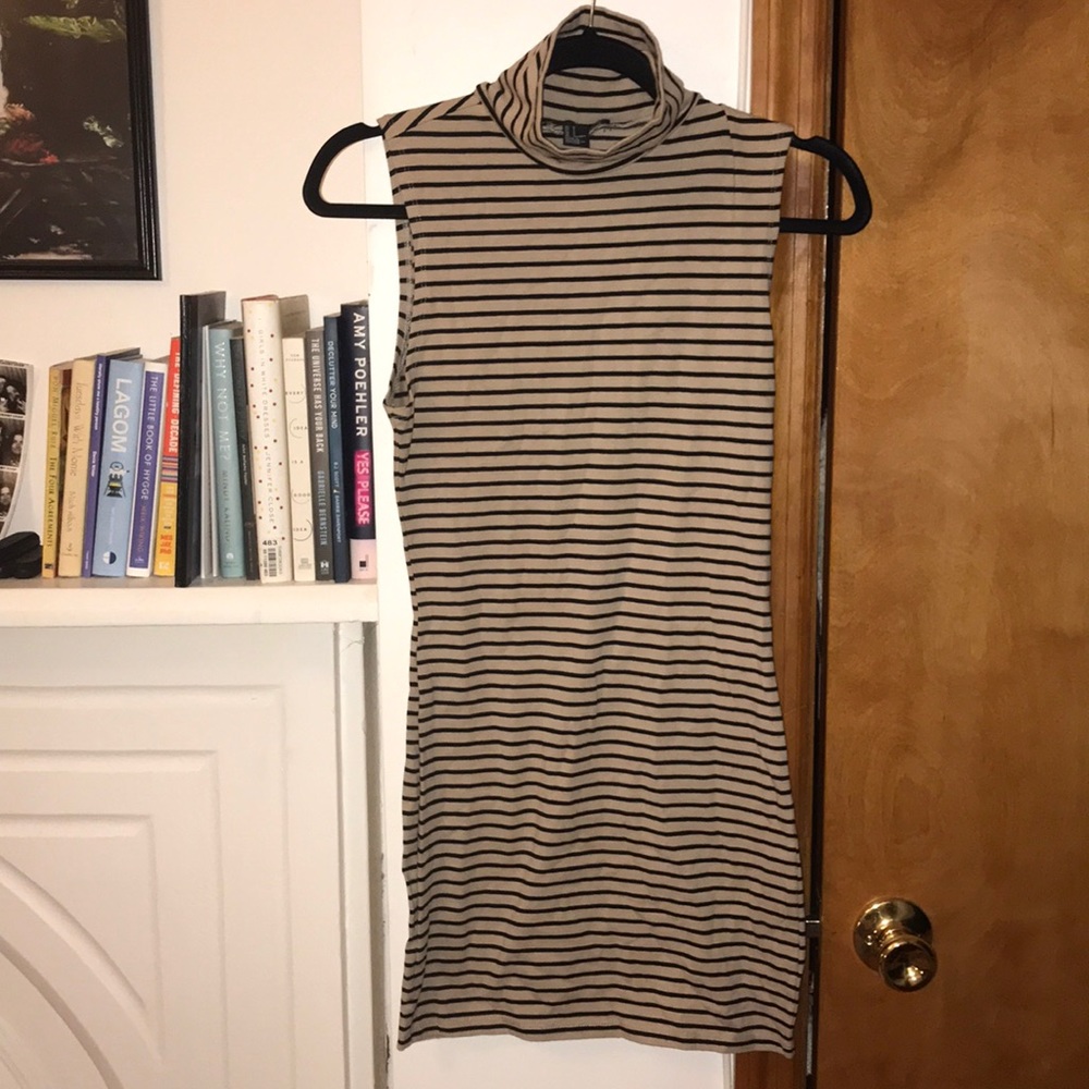 Turtleneck striped dress